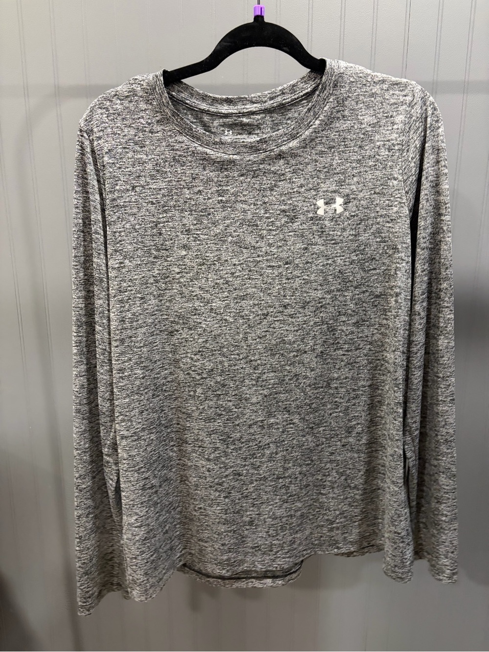 Under Armour Men's Loose Fit Long Sleeve Heather Gray Performance Tee